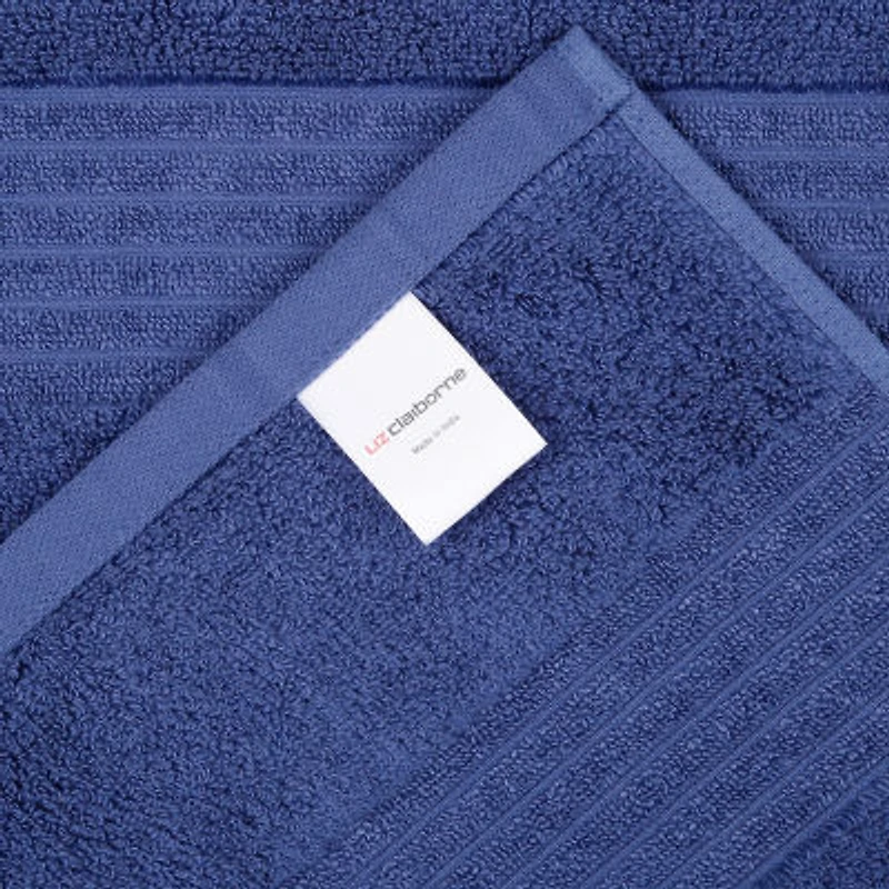 Liz Claiborne Signature Plush Bath Towel