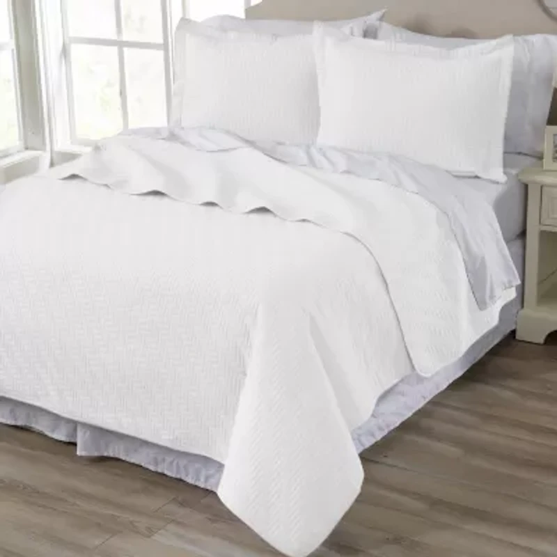 Linery Herringbone Stitched Quilt Set