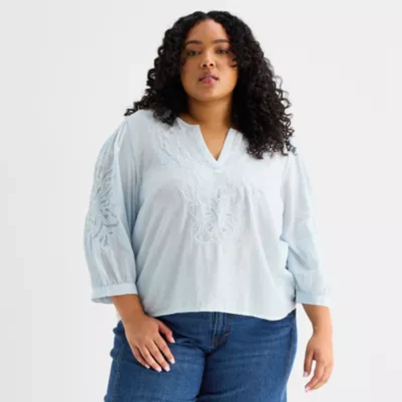 a.n.a Womens Plus Split Crew Neck 3/4 Sleeve Embroidered Blouse