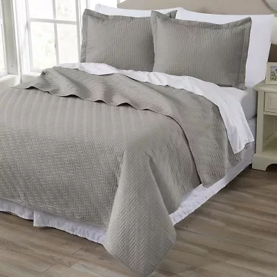 Linery Herringbone Stitched Quilt Set