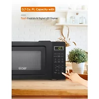 Commercial Chef 0.7-Cu. Ft. Countertop Microwave