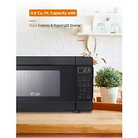 Commercial Chef 0.9-Cu. Ft. Countertop Microwave with Push Button Door Release - Black