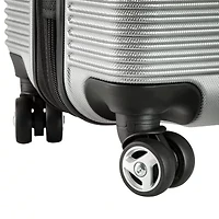 Skyway Chesapeake 3.0 Hardside 28" Luggage