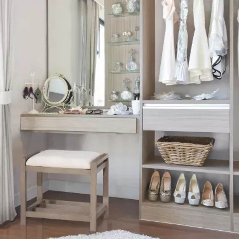 Hillsdale House Vanity Stool