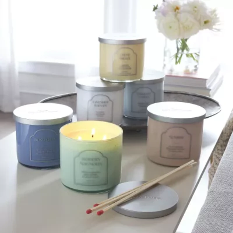 Distant Lands 14oz Bungalow 3-Wick Scented Jar Candle
