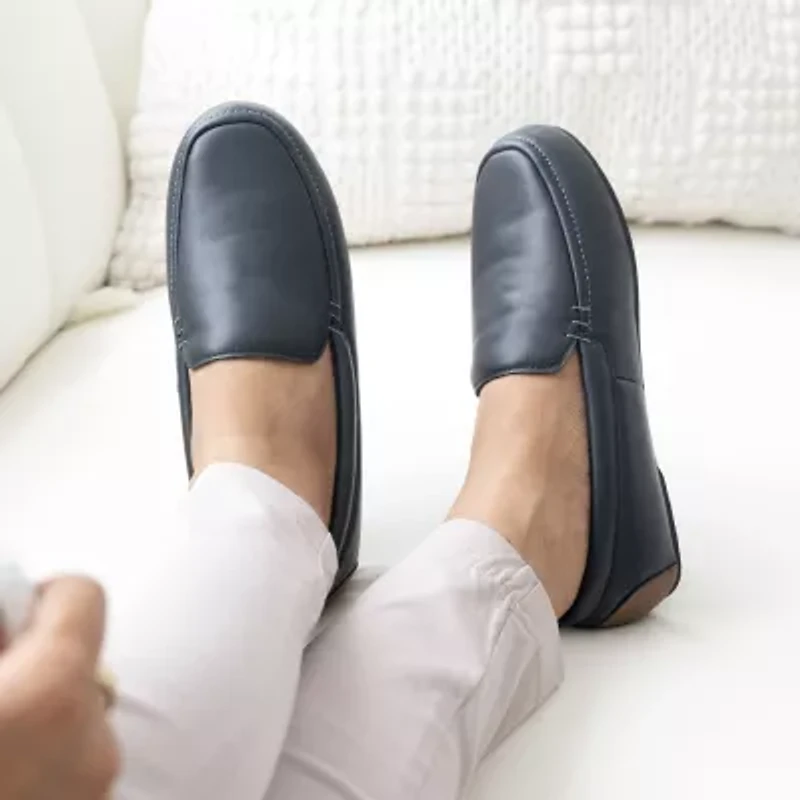 Isotoner Womens Moccasin Slippers