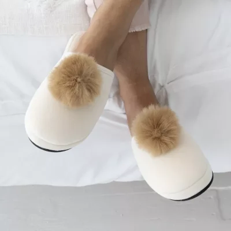 Isotoner Womens Memory Foam Slip-On Slippers