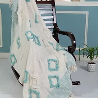 LR Home Hudson Diamond Washable Throw