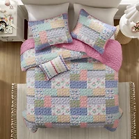 Intelligent Design Summer Patchwork Reversible Quilt Set with Decorative Pillow