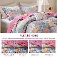 Intelligent Design Summer Patchwork Reversible Quilt Set with Decorative Pillow