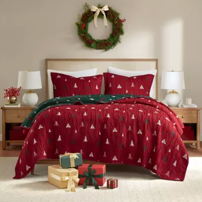 Woolrich Madison Park Holly Christmas Printed Quilt Set 3-pc. Easy Care
