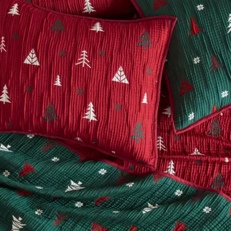Woolrich Madison Park Holly Christmas Printed Quilt Set 3-pc. Easy Care