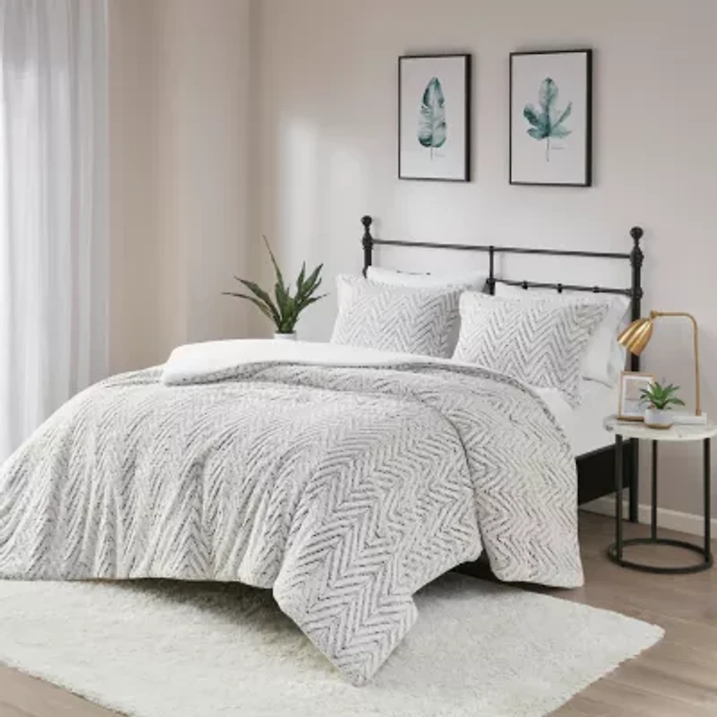 Woolrich Madison Park Aurora Ultra Plush Down Alternative Easy Care Comforter Set