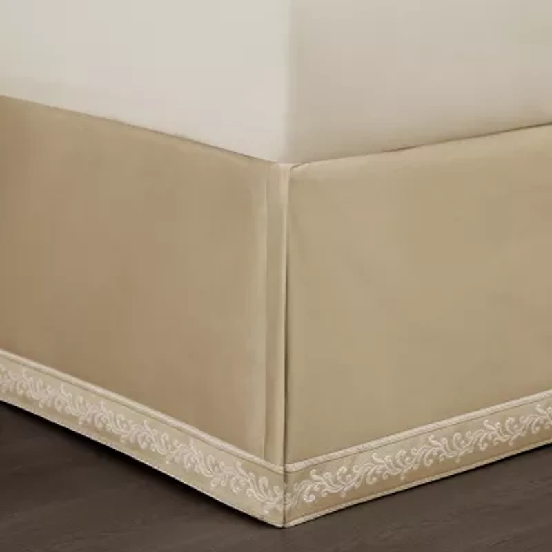 Queen Street Santina 4-pc. Midweight Comforter Set