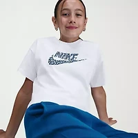 Nike Big Kid Girls Crew Neck Short Sleeve Boxy Fit Graphic T-Shirt