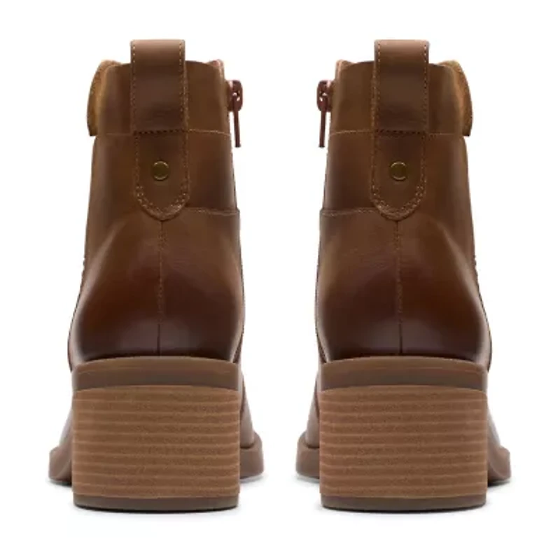 Clarks Womens Lileigh Charm Stacked Heel Booties