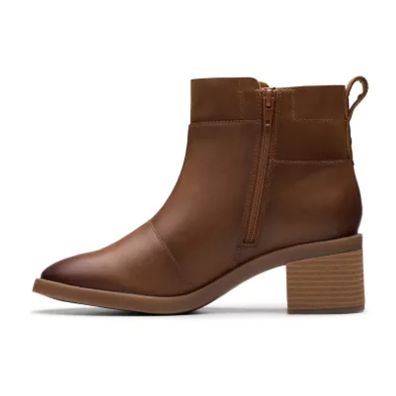 Clarks Womens Lileigh Charm Stacked Heel Booties