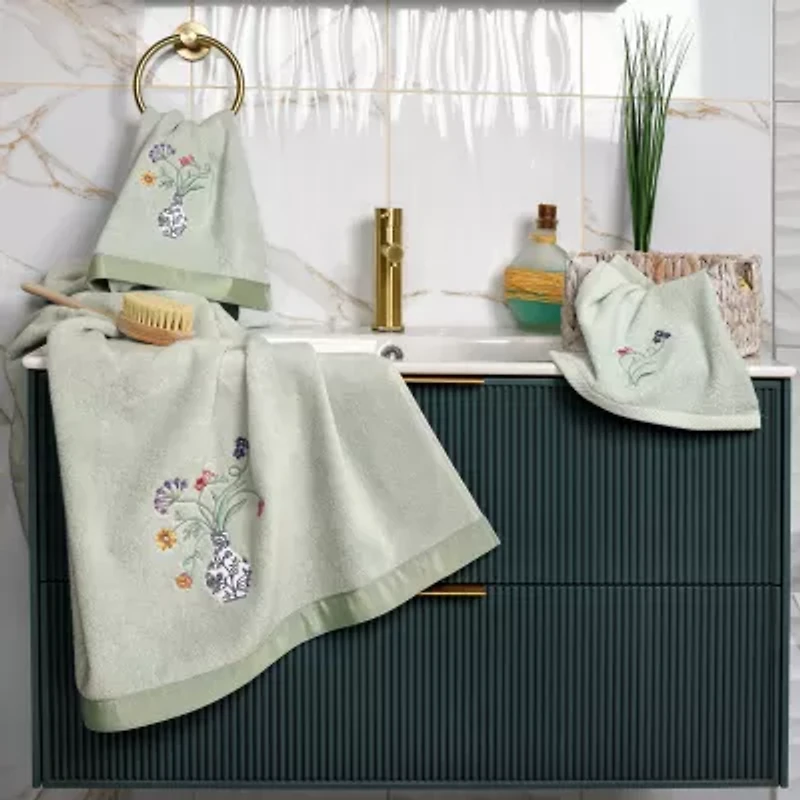 Linum Home Textiles Stella 2-pc. Embellished Hand Towel