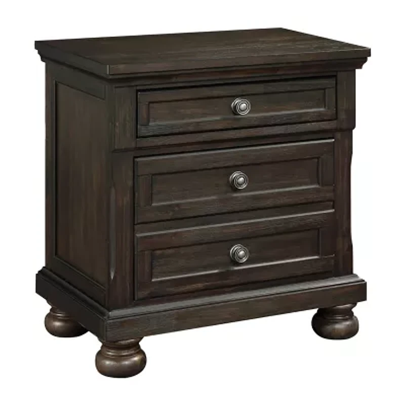 AVALON FURNITURE Bennett 3-Drawer Nightstand