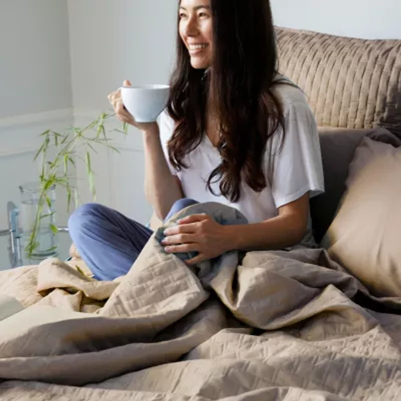 Bedvoyage Rayon from Bamboo Hem Coverlet