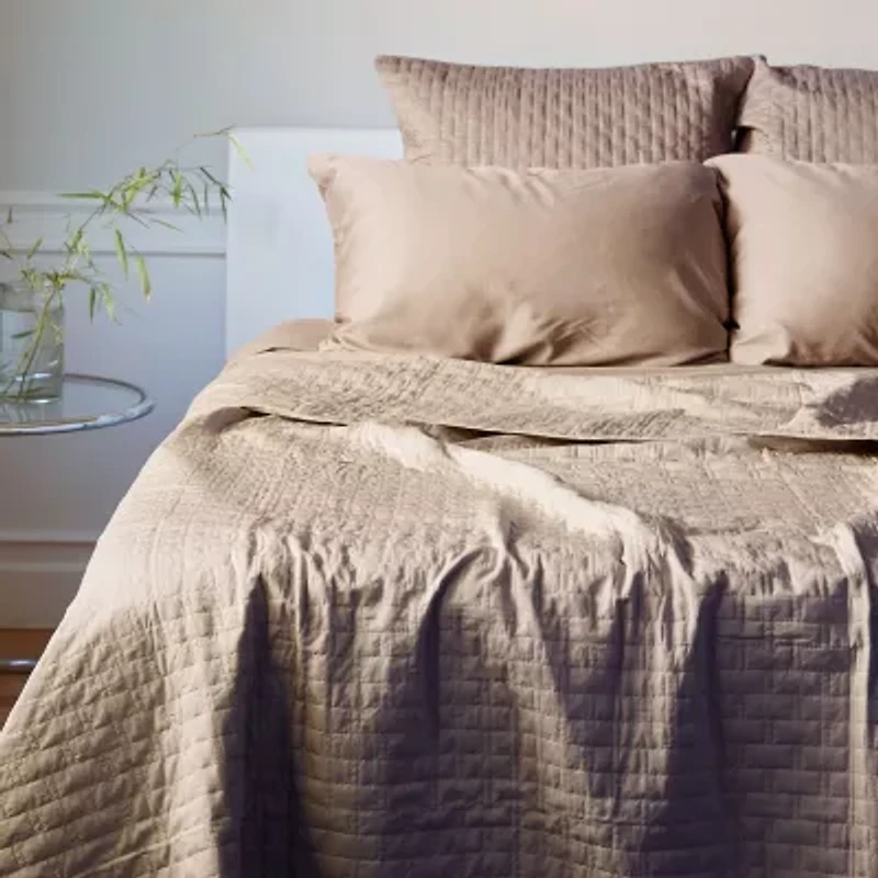 Bedvoyage Rayon from Bamboo Hem Coverlet