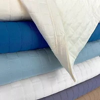 Bedvoyage Rayon from Bamboo Hem Coverlet