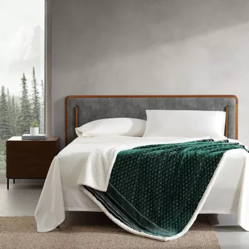Eddie Bauer Fair Isle Washable Lightweight Throw