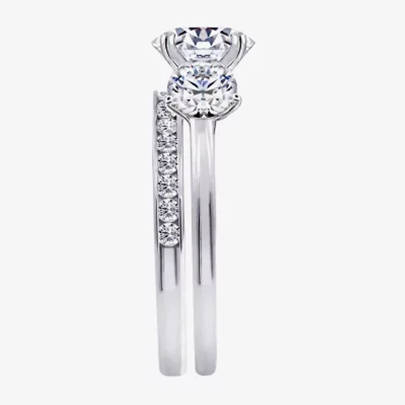 Diamonart Womens Cubic Zirconia Sterling Silver Round 3-Stone Engagement Ring