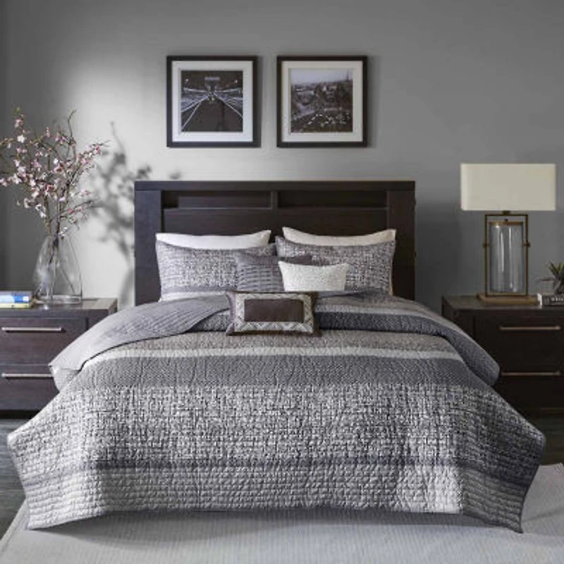 Madison Park Melody 6-Pc Reversible Jacquard Quilt Set With Throw Pillows