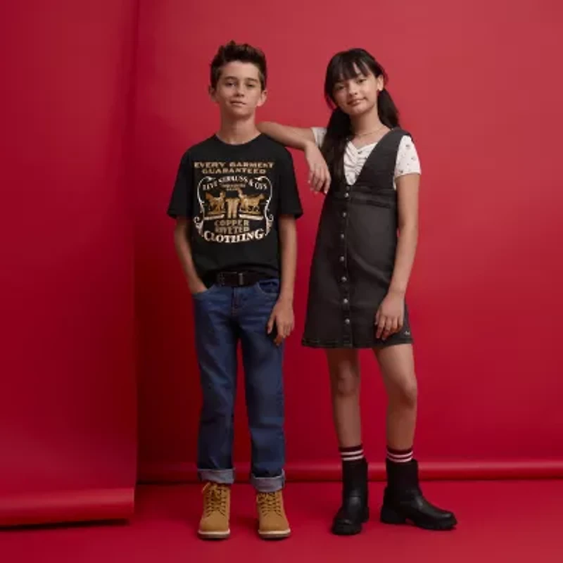 Levi's® Girls Short Sleeve Regular Fit Graphic T-Shirt