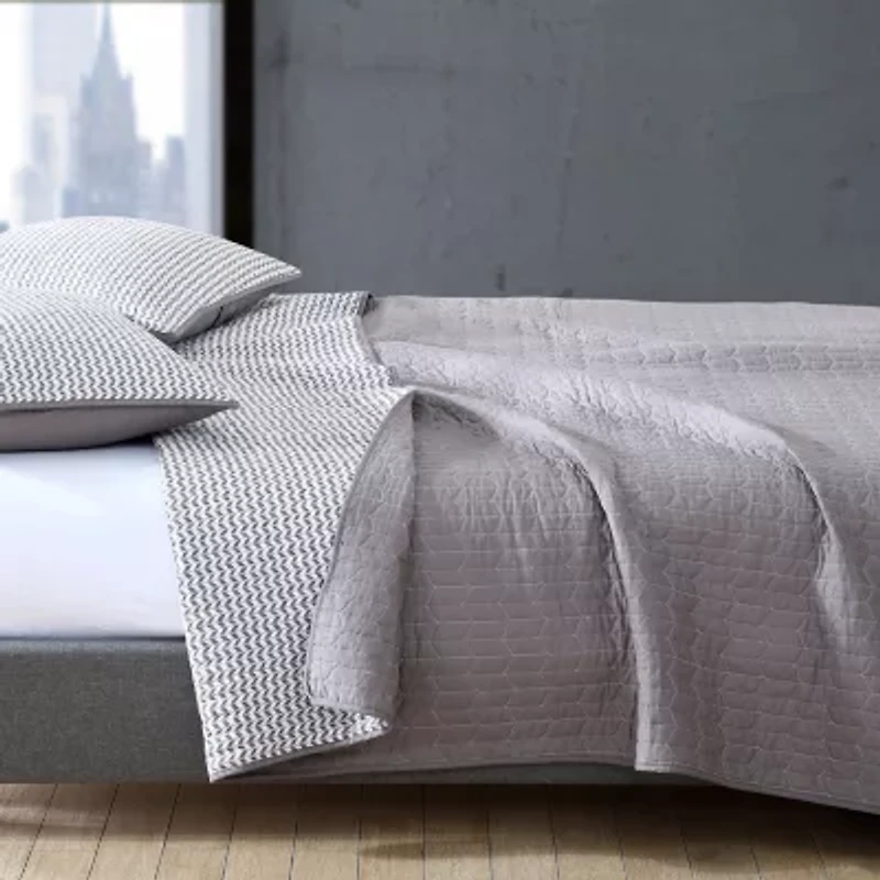 City Scene Leaves Quilt Set