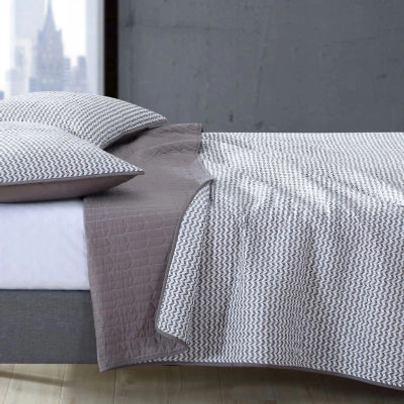 City Scene Leaves Quilt Set