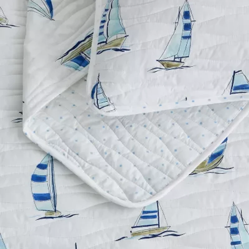 Reversible Coastal Print Quilt Set