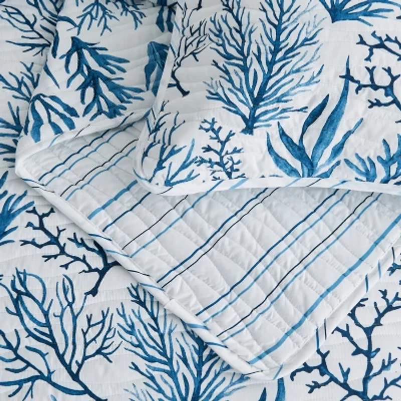 Reversible Coastal Print Quilt Set