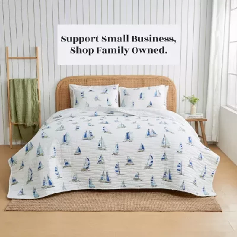 Reversible Coastal Print Quilt Set