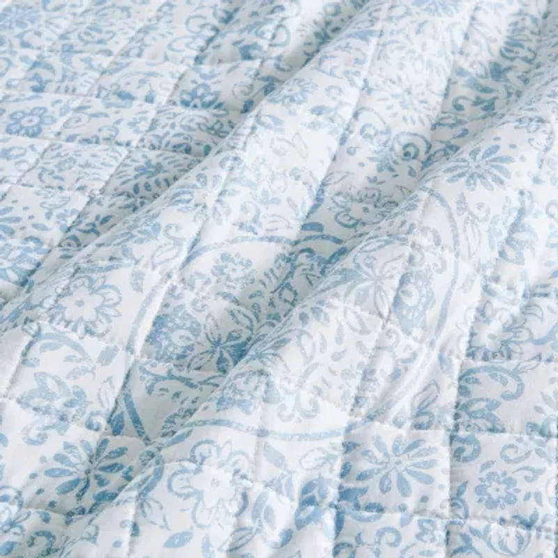Reversible Floral Print Quilt Set