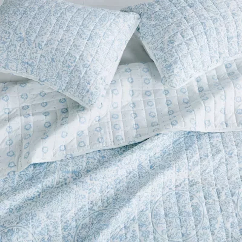 Reversible Floral Print Quilt Set