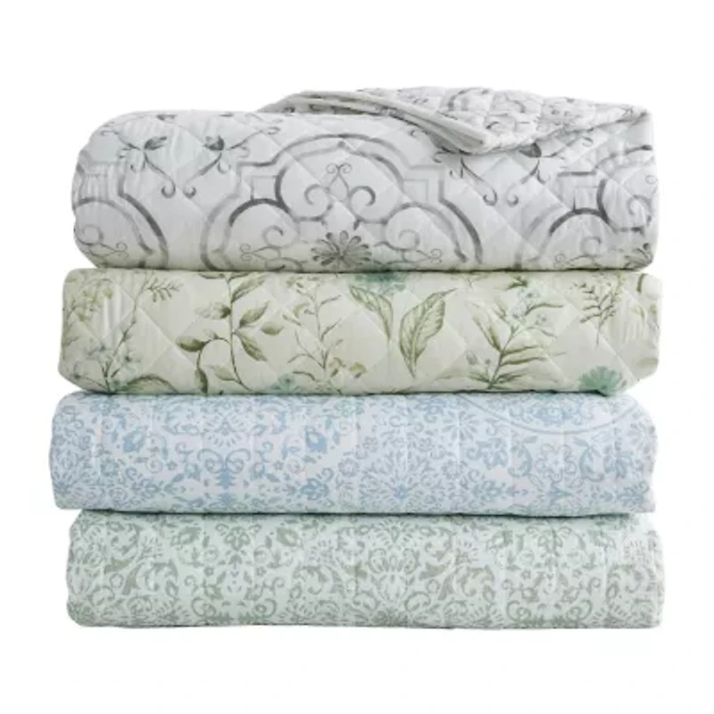 Reversible Floral Print Quilt Set