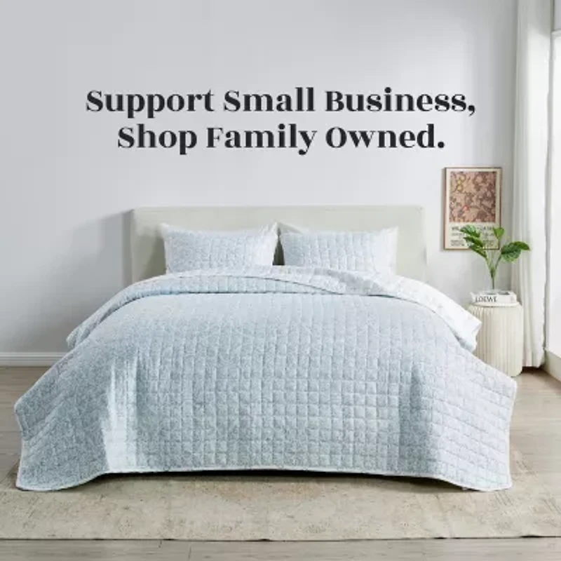 Reversible Floral Print Quilt Set