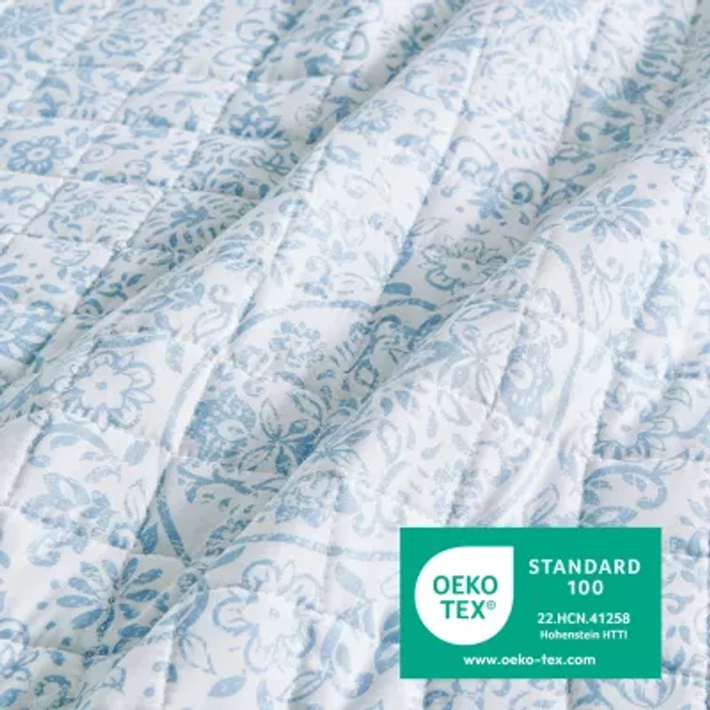 Reversible Floral Print Quilt Set