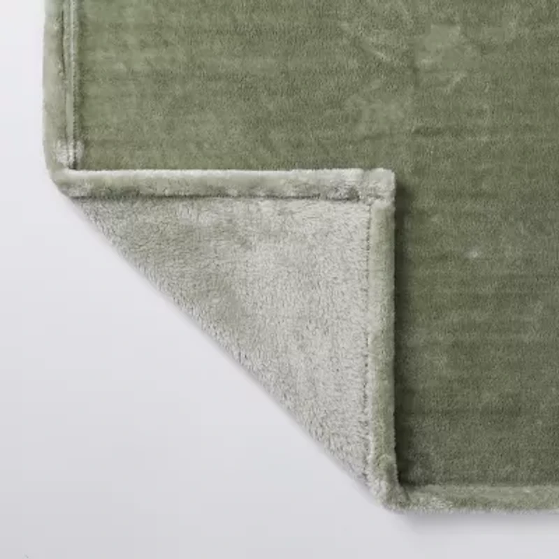 Ellora Plush Heavyweight Throw