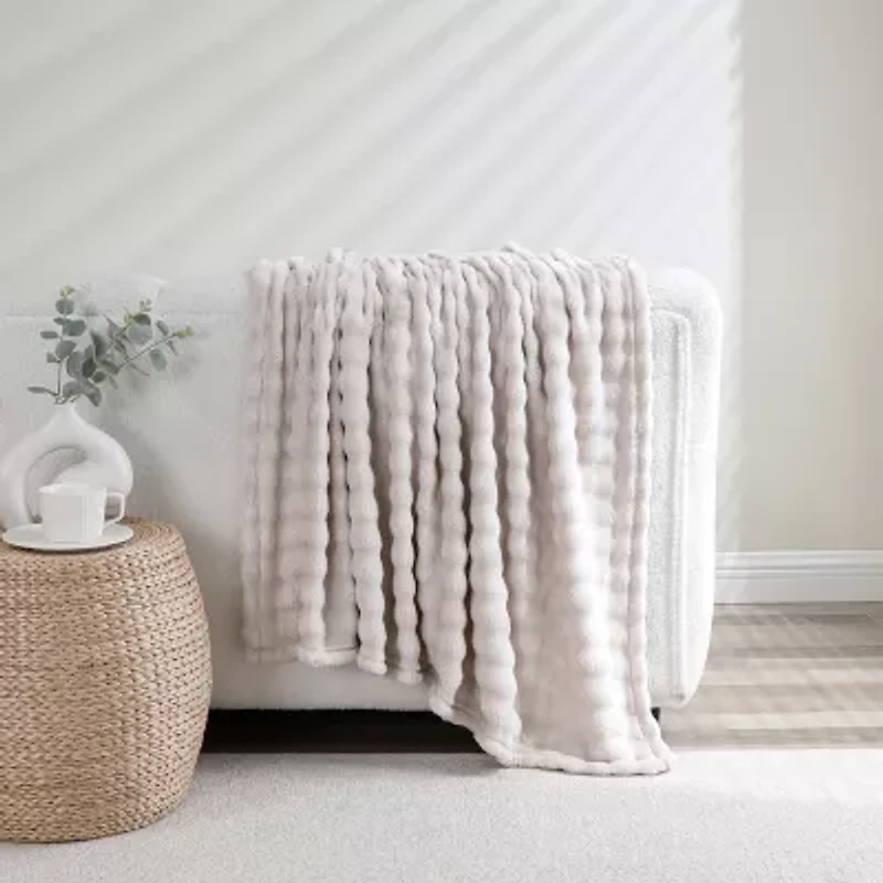 Bowie Lightweight Throw