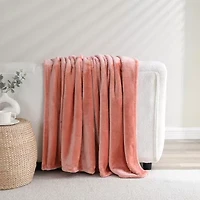 Ellora Plush Heavyweight Throw