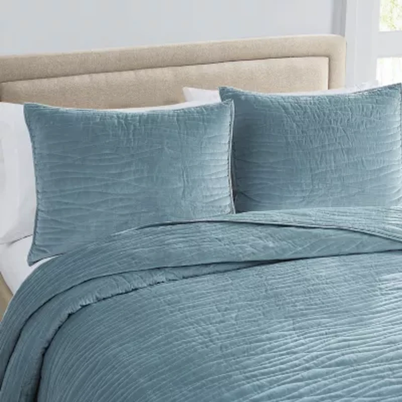 Royal Velvet Wavy Matte Cotton Quilt Set