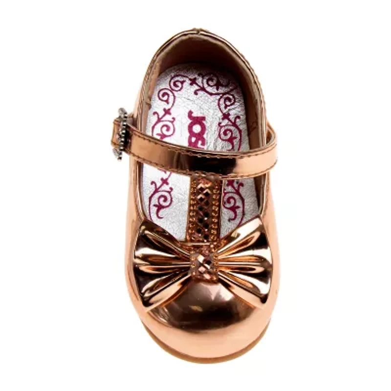 Josmo Round Closed Toe Slip-On Shoe