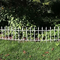 Net Health Shops Border Fence Panels 5-Piece Metal Yard Stake