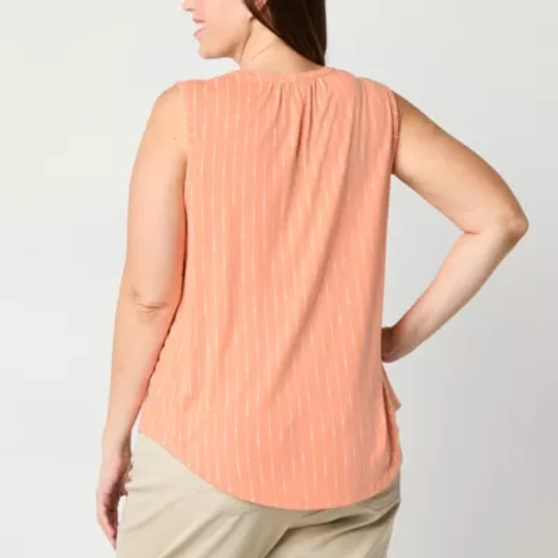 Liz Claiborne Womens Plus Split Crew Neck Sleeveless Tank Top