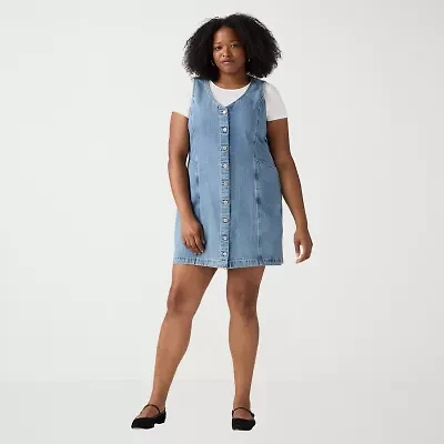 Levi's® Womens V Neck Button-Down Shirt