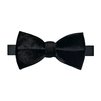 J. Ferrar Velvet Pre-Tied Bow Tie