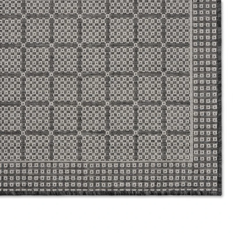 Nicole Miller Country Luna Geometric Outdoor Rectangular Area Rug